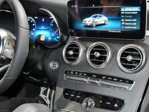 How Often Should You Change Your Cabin Air Filter? - Automotive How To